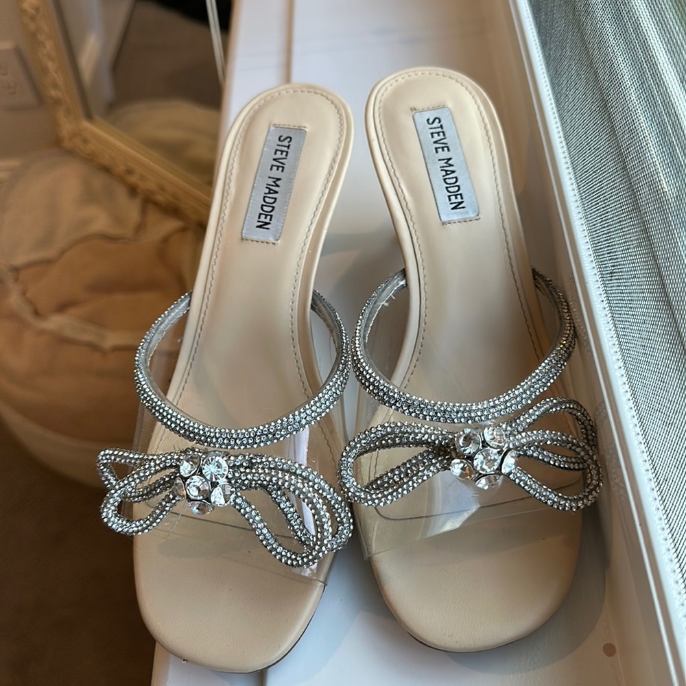 Steve Madden Kitten Heel